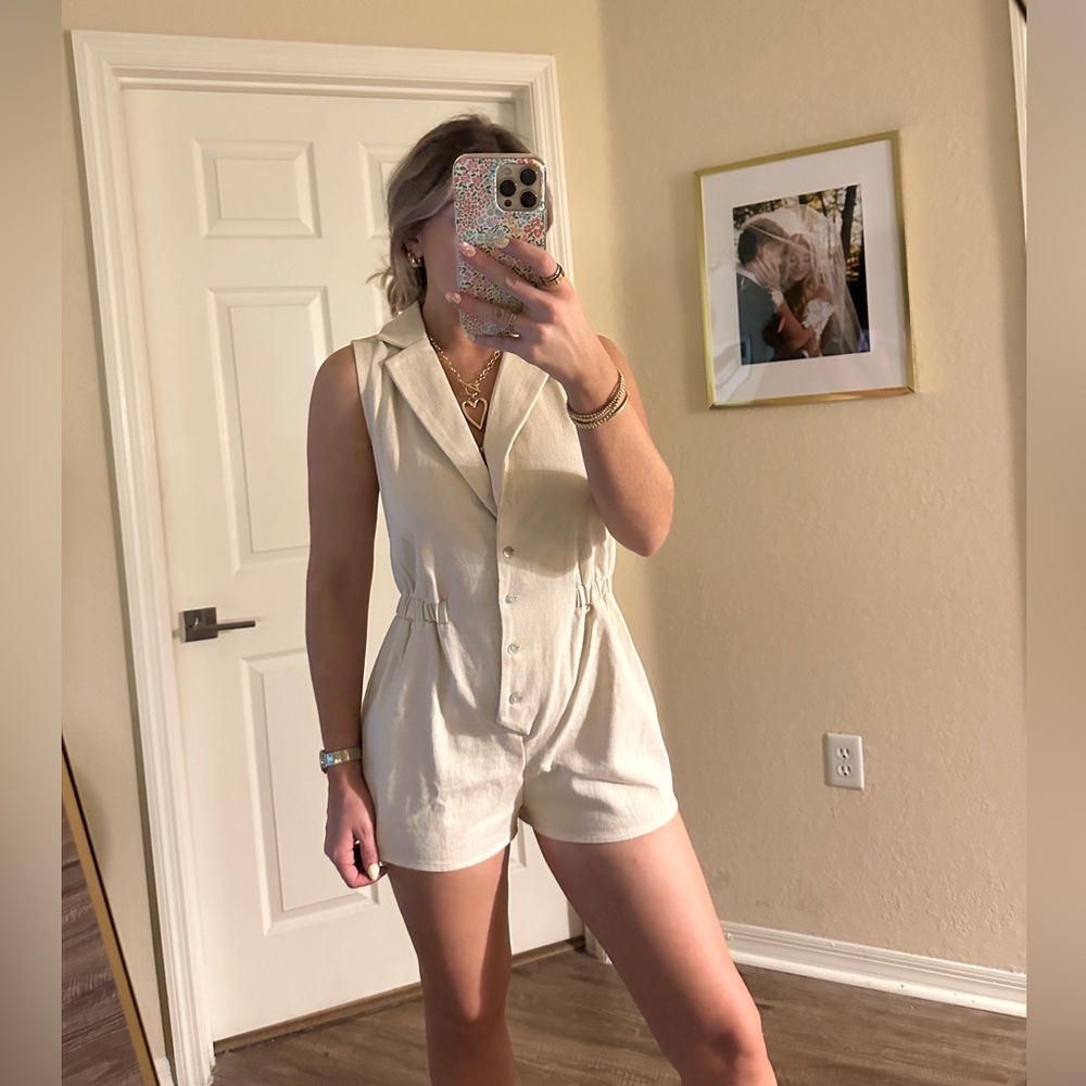 Cream Sleeveless Button-Up Romper - Cloud Ten